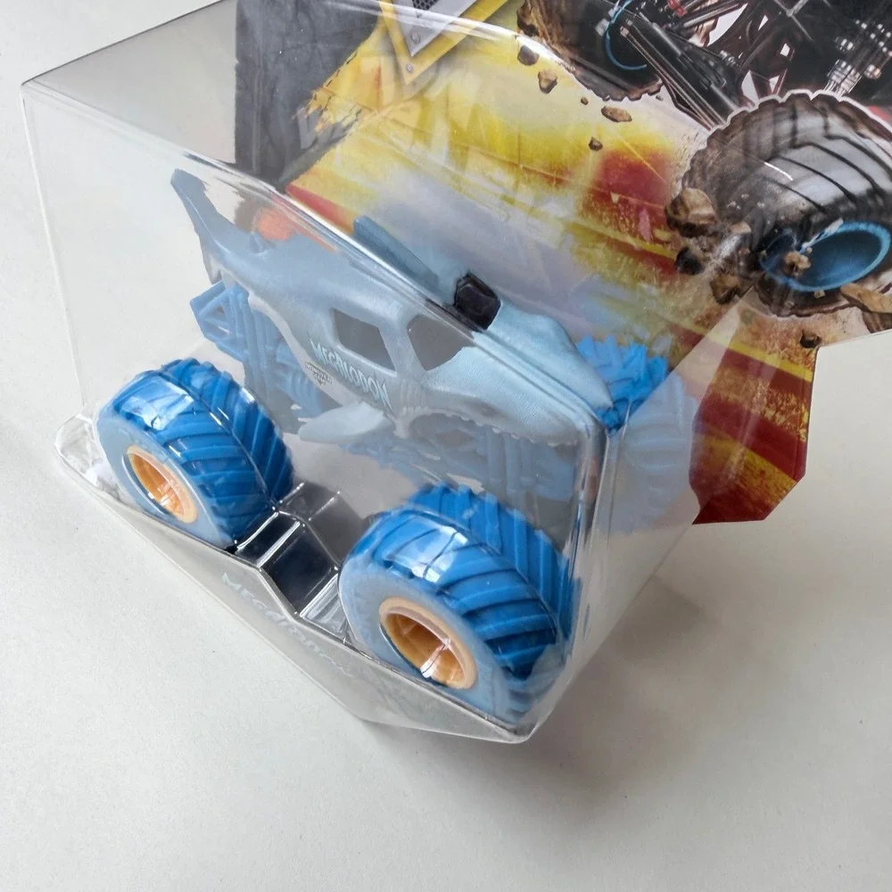 Monster‎ Jam Megalodon Monster Truck Series 02 Blue Shark Die-Cast Spin Master